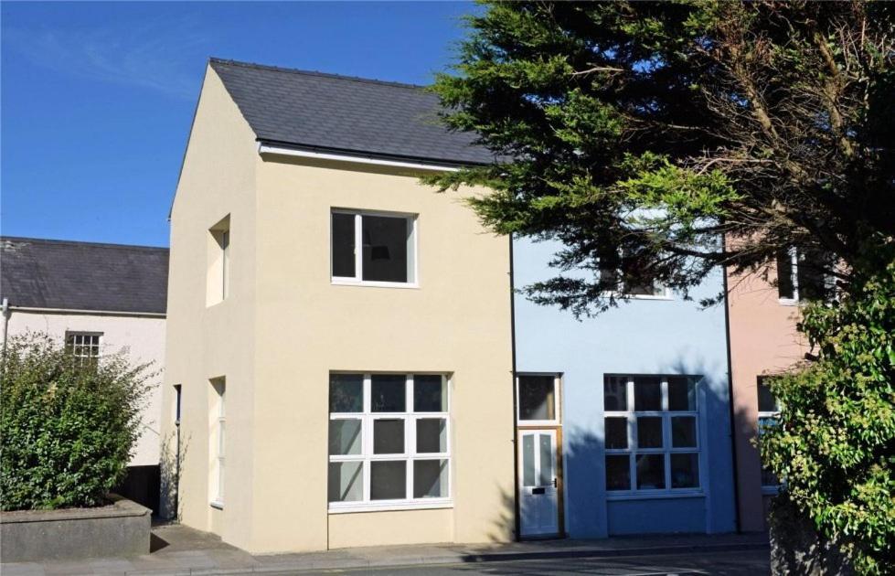 Ferry House Lägenhet Pembroke Dock Exteriör bild